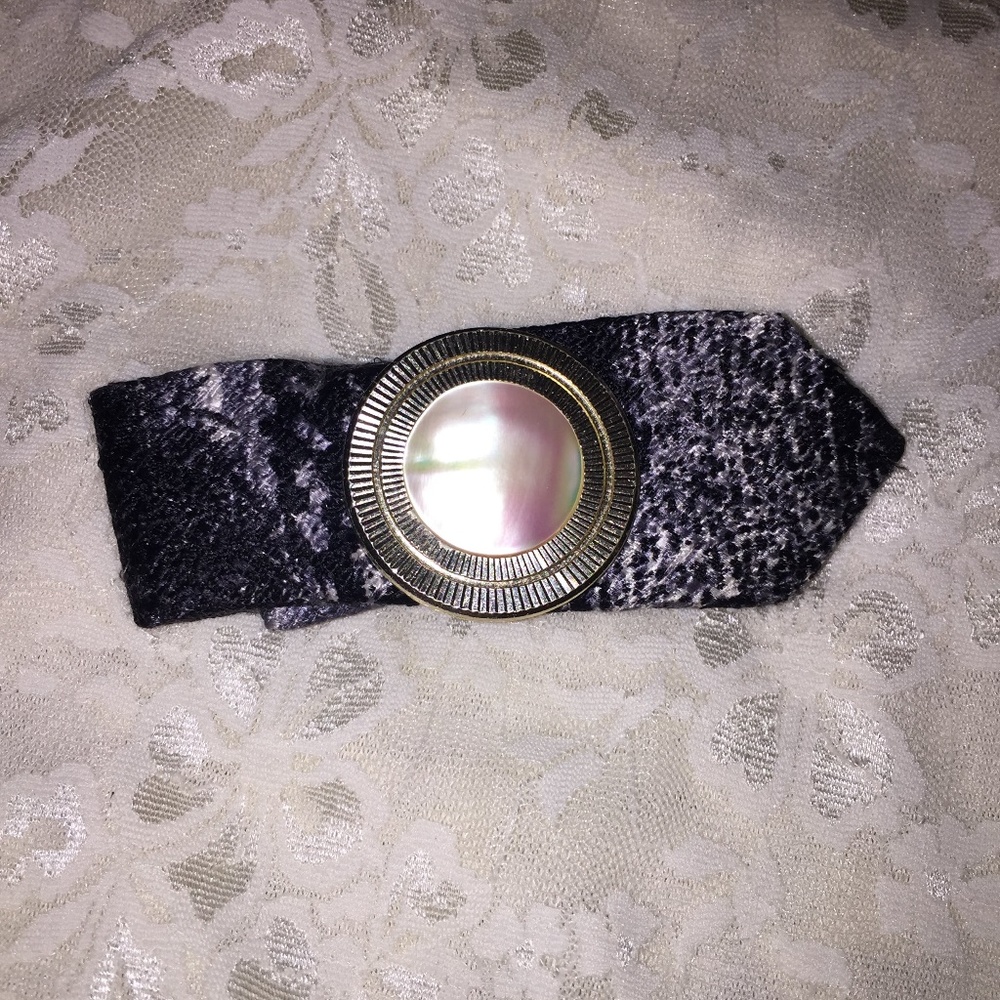 VINTAGE HANDMADE SUPER UNIQUE BRACELET 7-9"